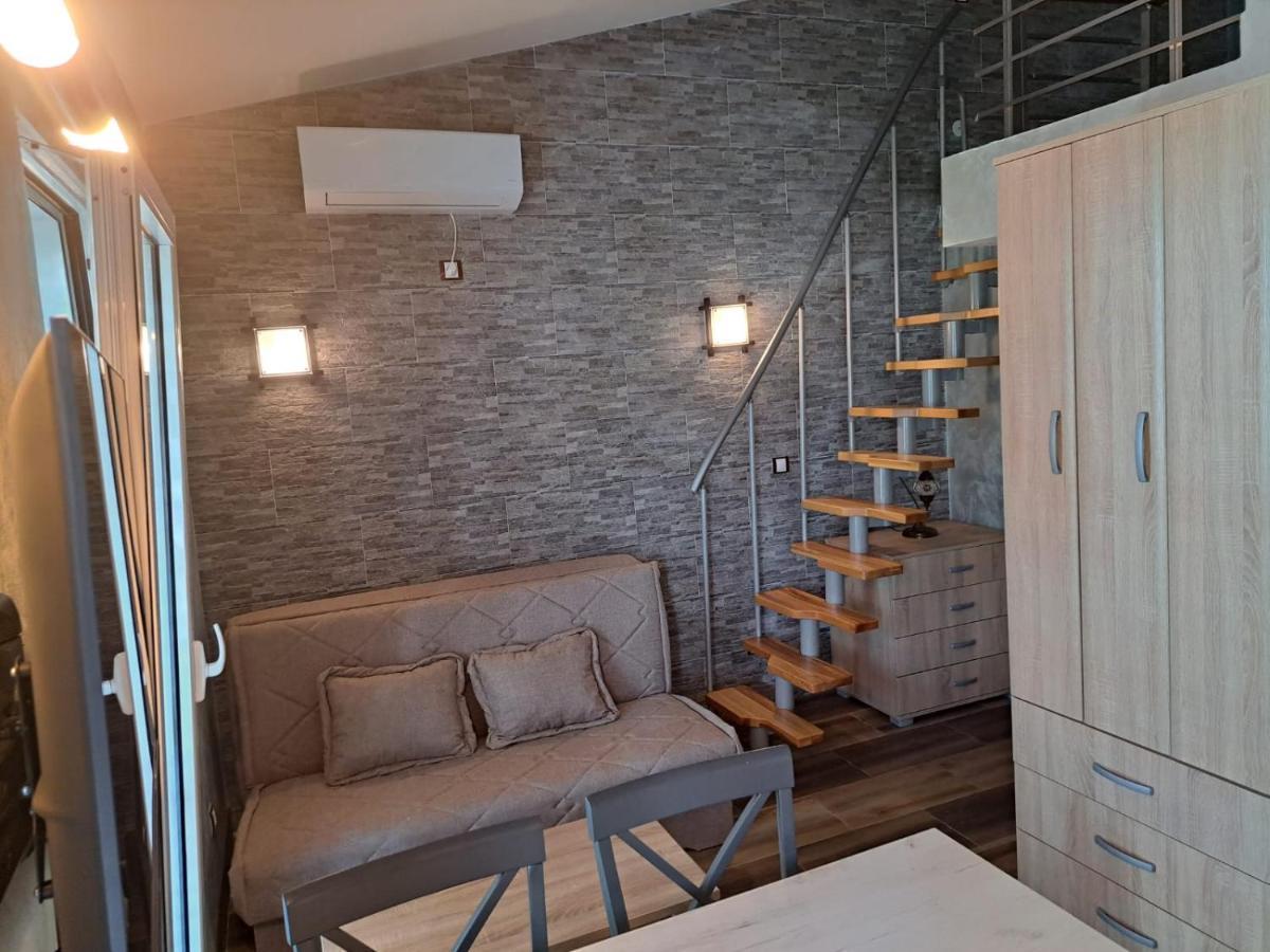 Apartments With Sea View In Prcanj 코토르 외부 사진