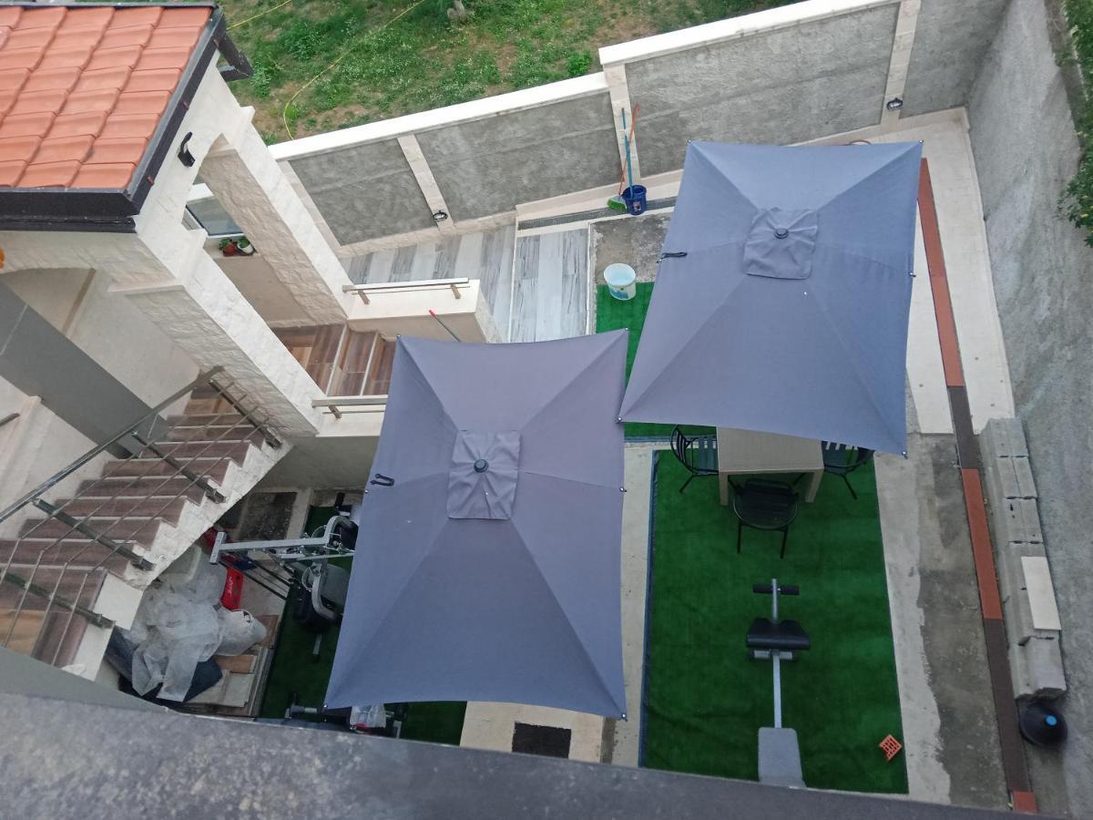 Apartments With Sea View In Prcanj 코토르 외부 사진